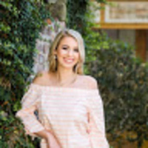 Meet your Posher, Raegan